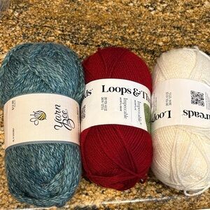 Loops & Threads Yarn Bundle - Blue, Red, White
